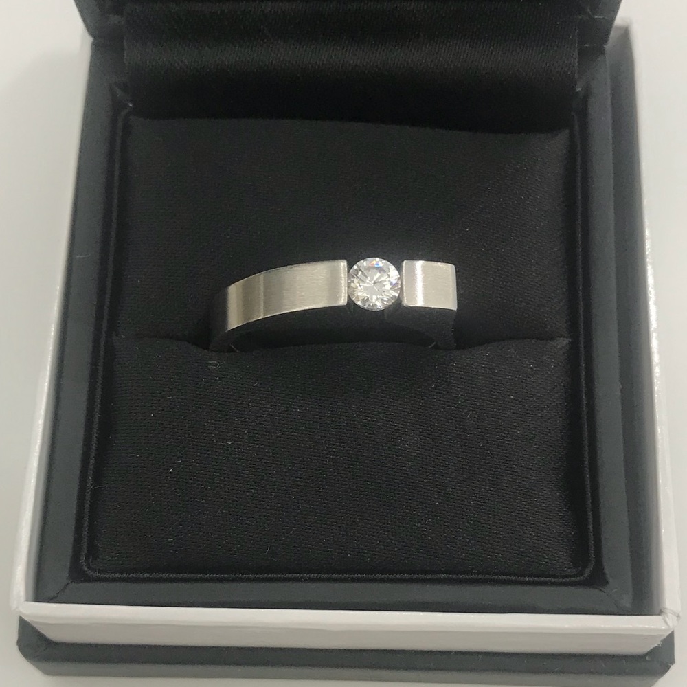 b.tiff ring